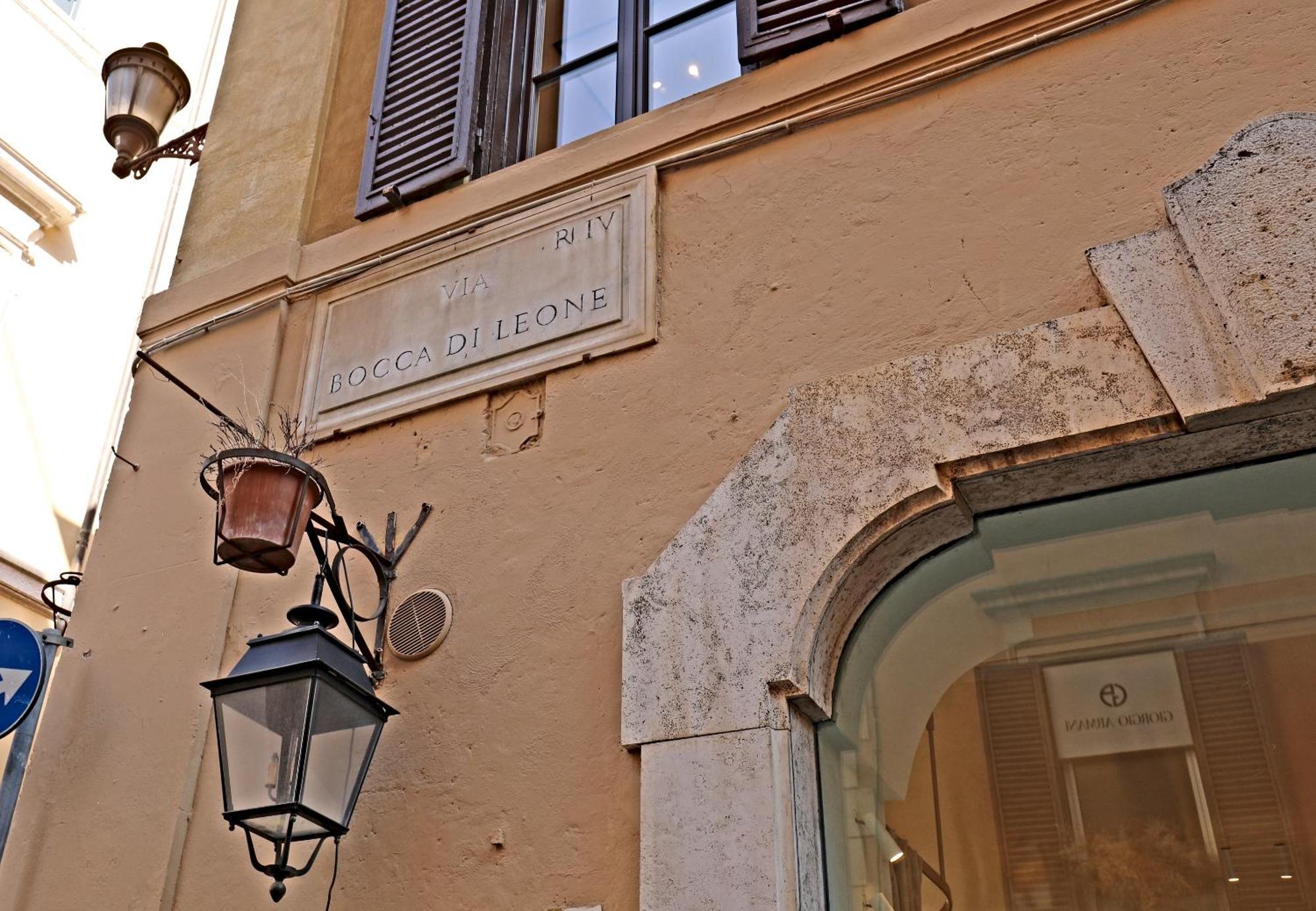 Romerooms Condotti, Rome